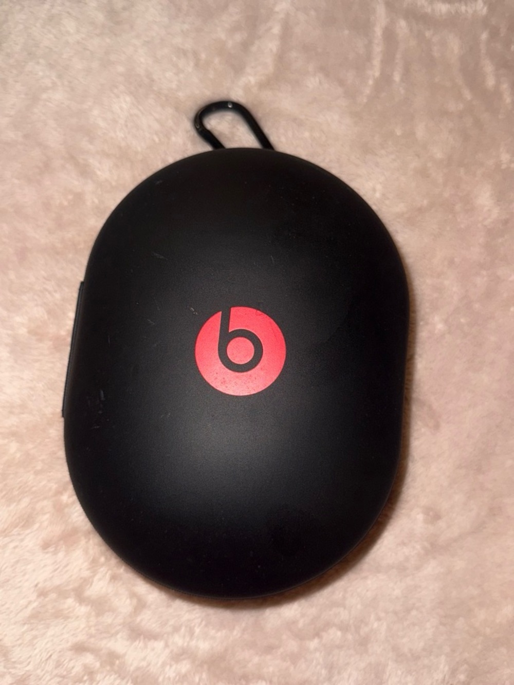 Beats Hard Shell Carrying Case with Red 'b' Logo with beats